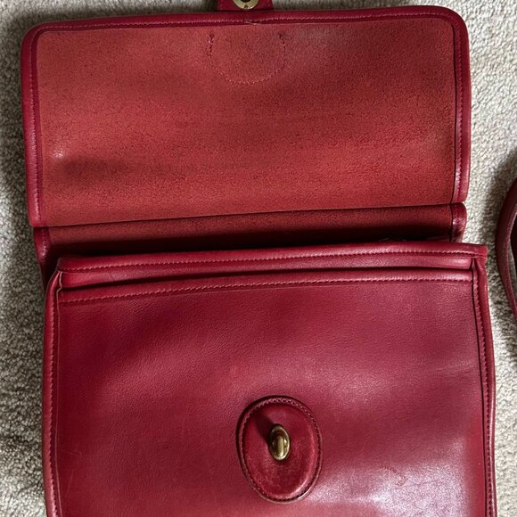Vintage Red Coach Willis Bag - Picture 4 of 9